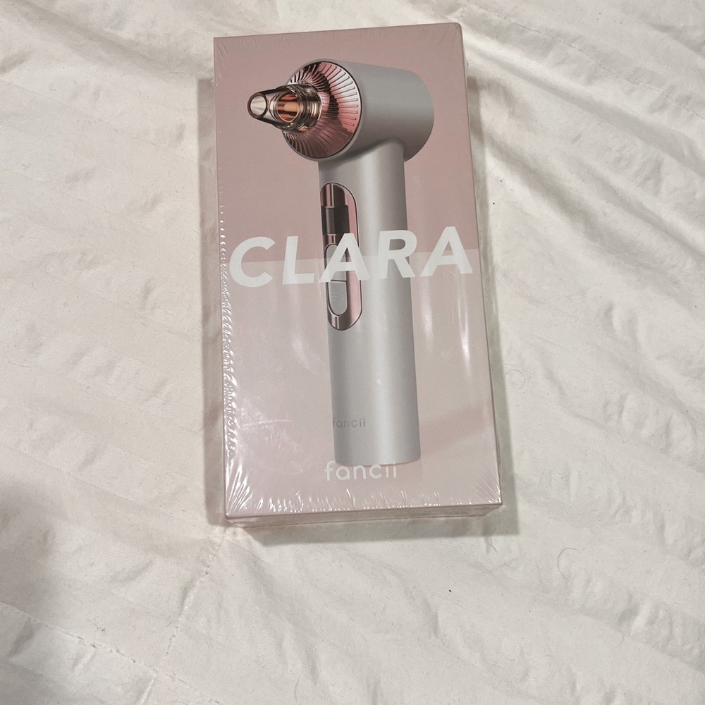 NWT CLARA fancii